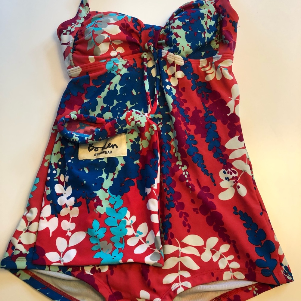 Boden swimsuit, size 2 US, red with blue wisteria